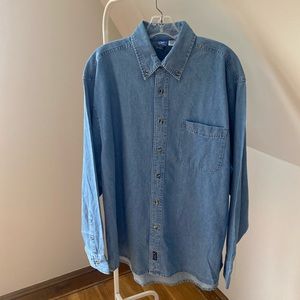 NWOT Oversized Casual Denim Button-Up Shirt
